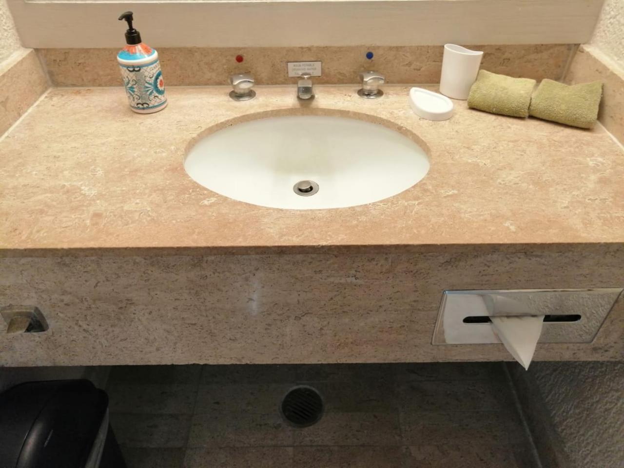 Beachfront Getaway Condo Κανκούν Δωμάτιο φωτογραφία