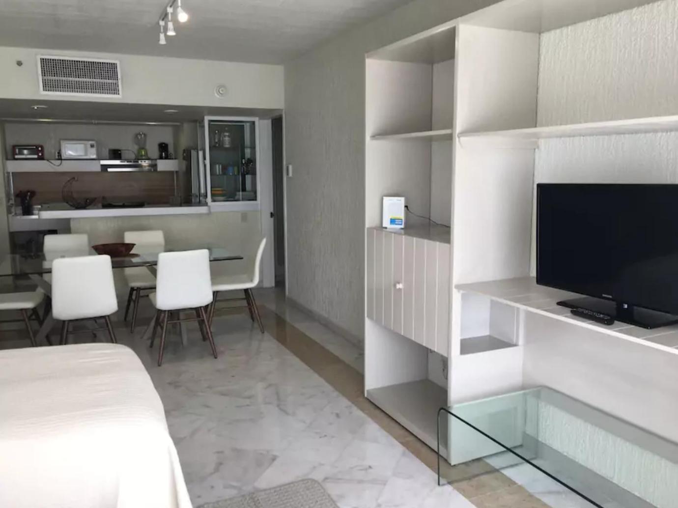 Beachfront Getaway Condo Κανκούν Δωμάτιο φωτογραφία